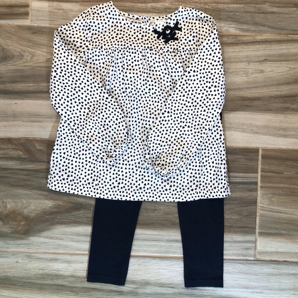 Carter's Little Girls Outfit